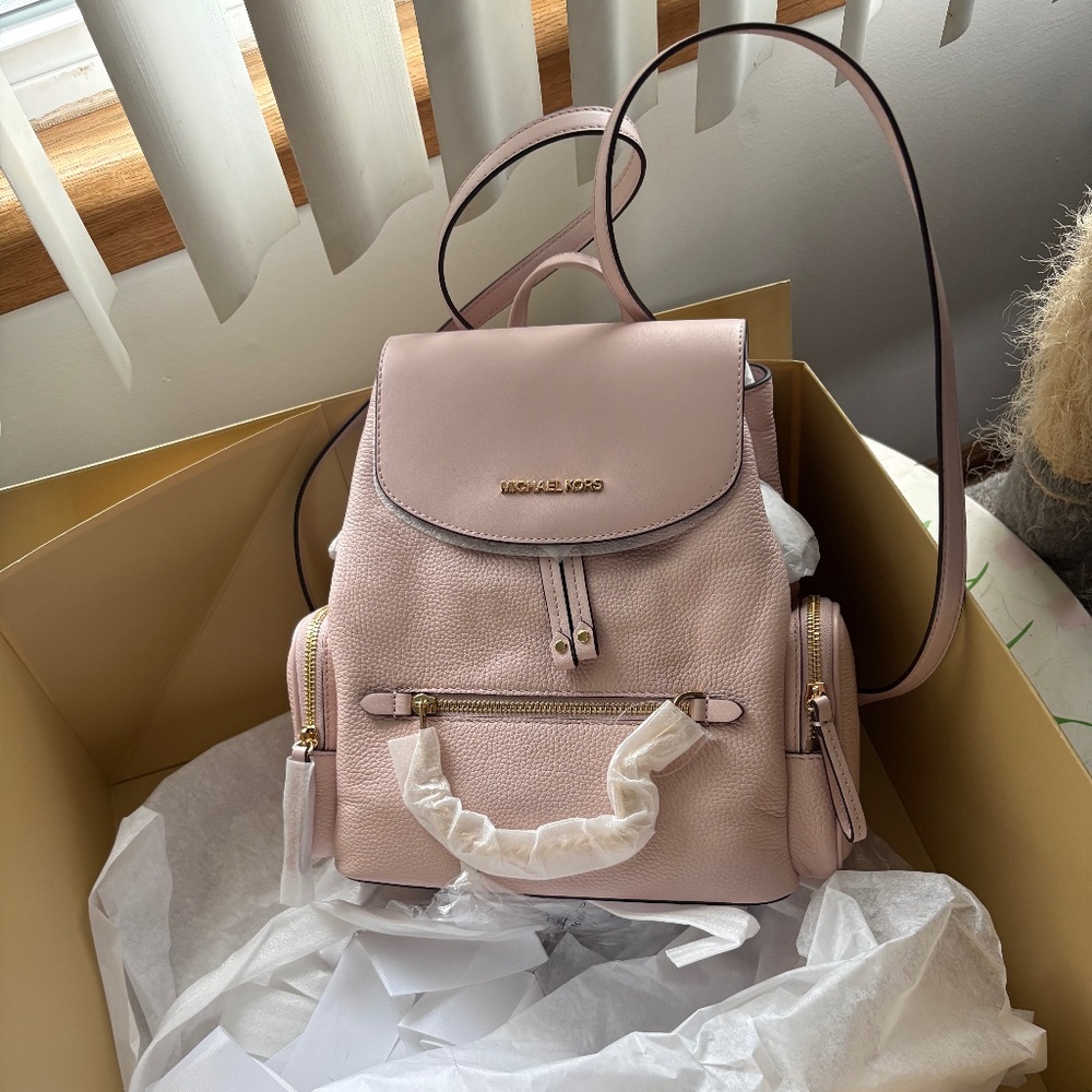 Micheal kors backpack